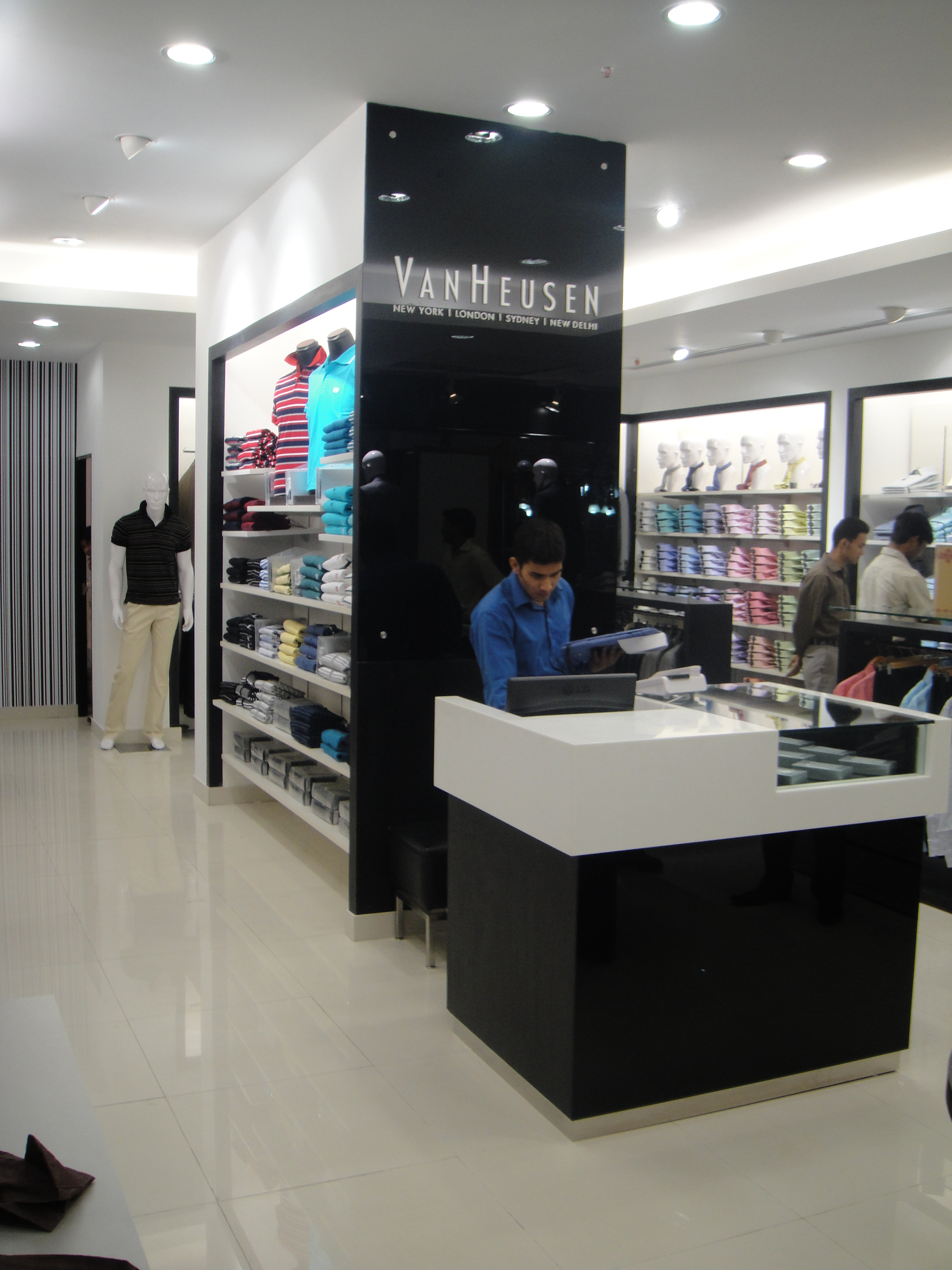 VAN HEUSEN AT V3S, DELHI